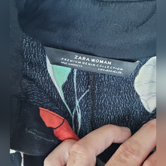 Floral Mini Dress, size small - Picture 5 of 8